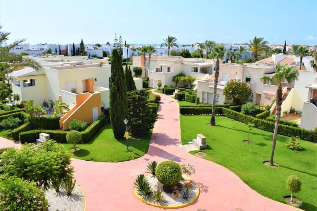 Bahia De Vera - Apartamento Naturista Con 3 Piscinas Junto A Playa Playas de Vera Bagian luar foto